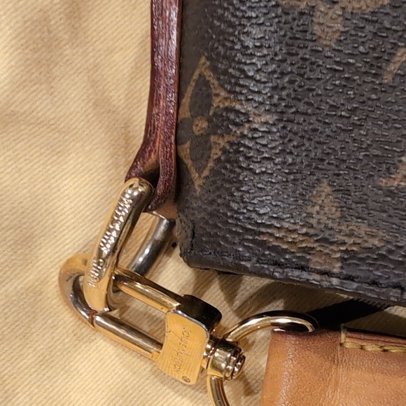 Authentic Louis Vuitton Monogram Melie Hobo Bag - Picture 10 of 11